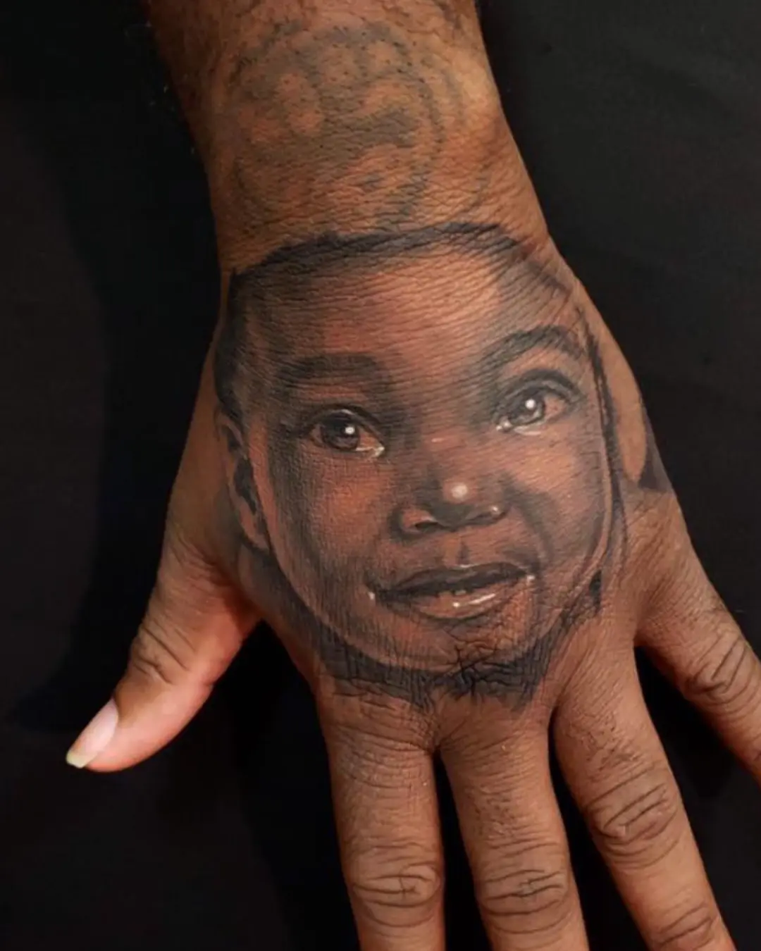 Arm portrait realism Chicago Arm portrait realism Chicago