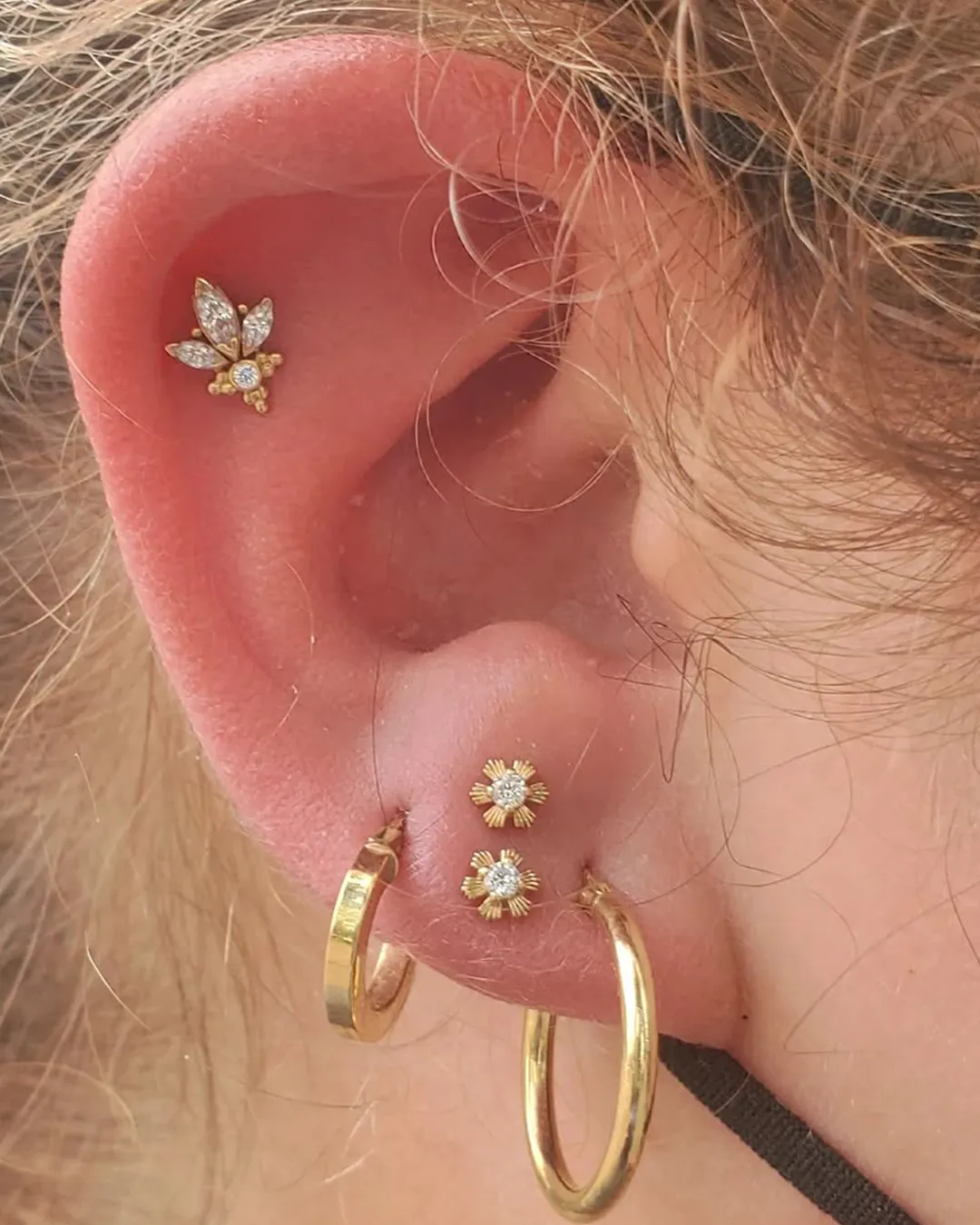 madeline-kelso-stacked-lobe-and-flat-piercings-goldjewelry
