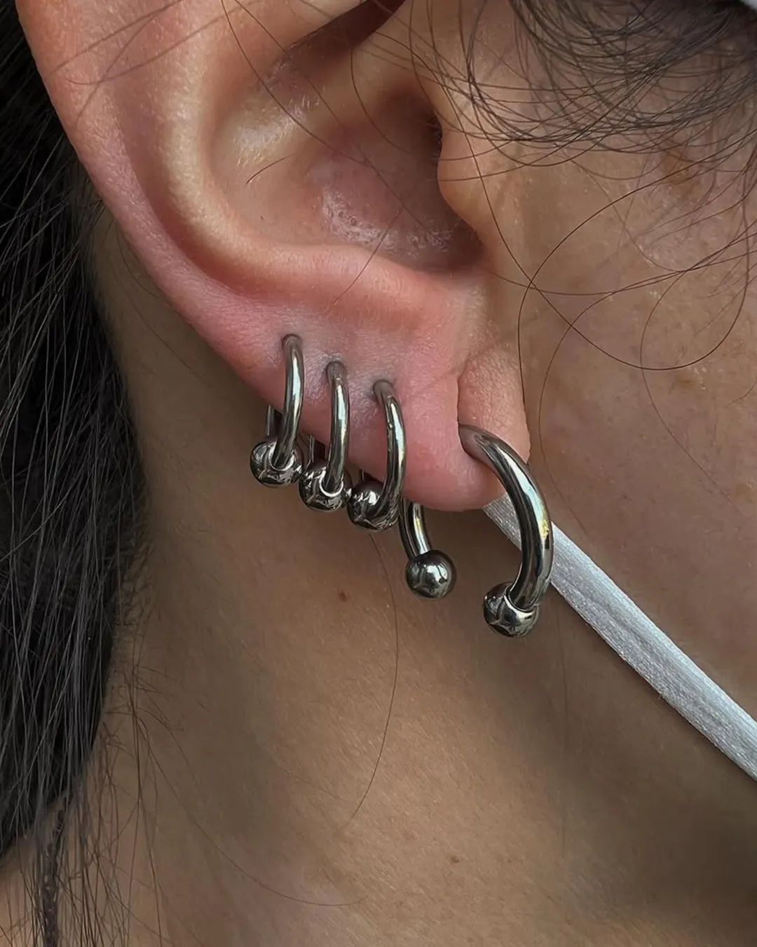 body-piercing-lobe-stacked-horseshoe-ear-piercing-chicago body piercing lobe stacked horseshoe ear piercing chicago